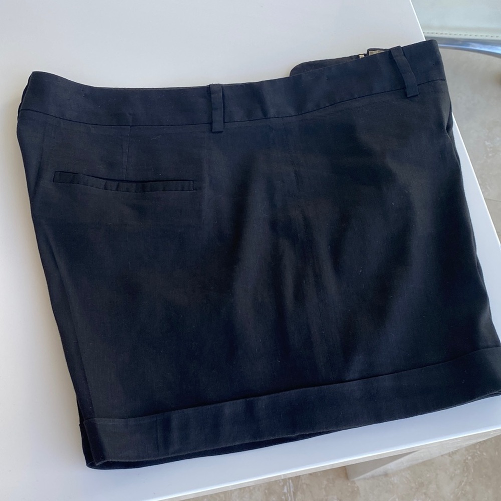 Linen shorts